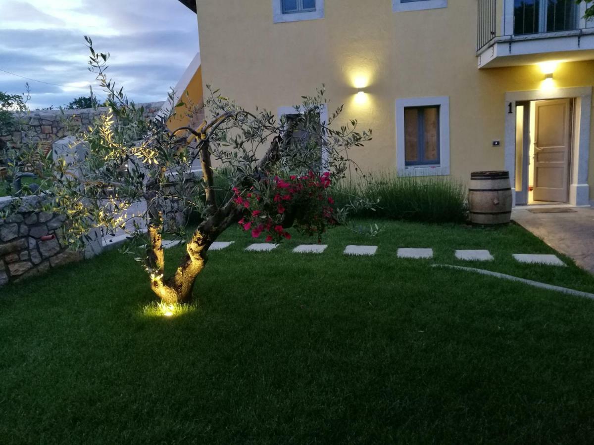 Agriturismo Ostrouska Sgonico Luaran gambar